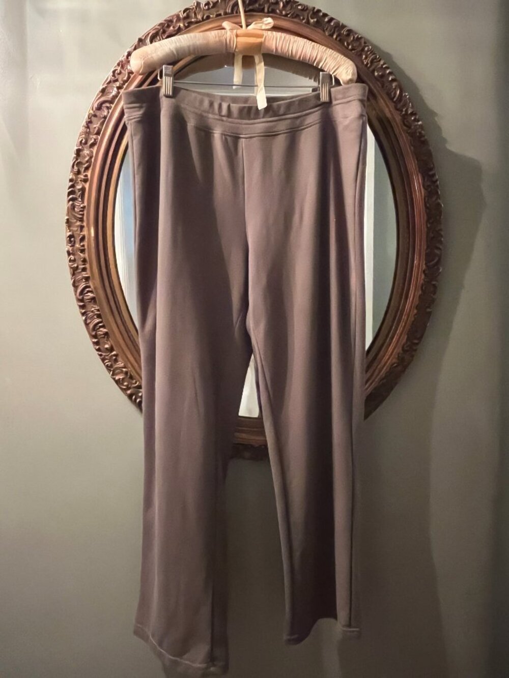 Onque Casuals Women's Pants